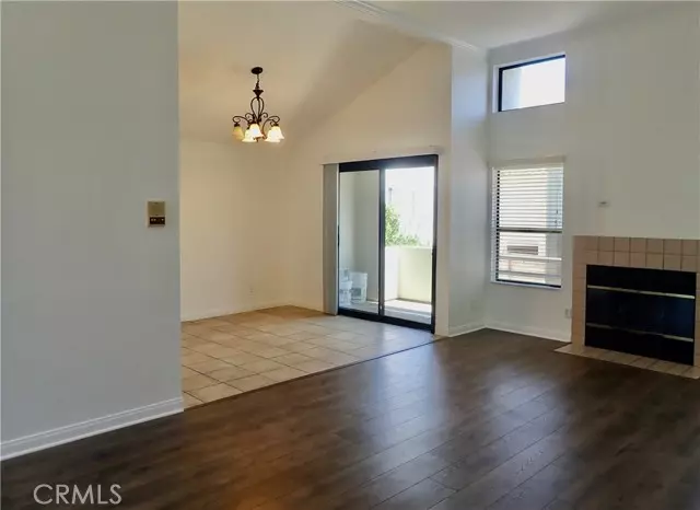 4275 Las Virgenes RD 3, Calabasas, CA 91302