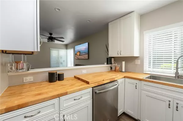 Norwalk, CA 90650,13709 Clarkdale AVE A
