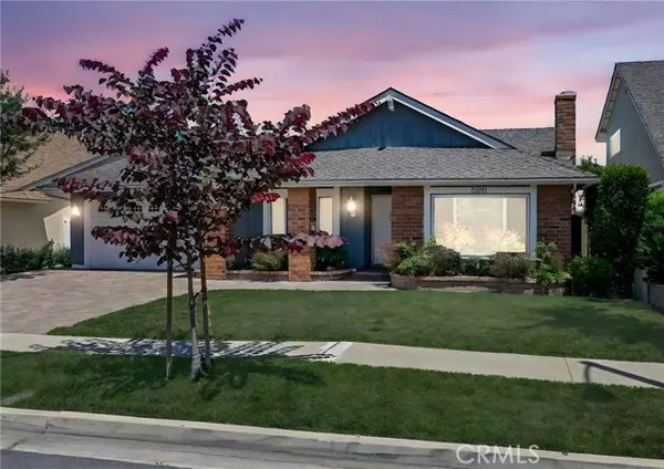 Los Alamitos, CA 90720,3931 Myra Ave.