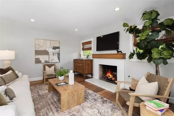 Newport Beach, CA 92660,2301 Private RD
