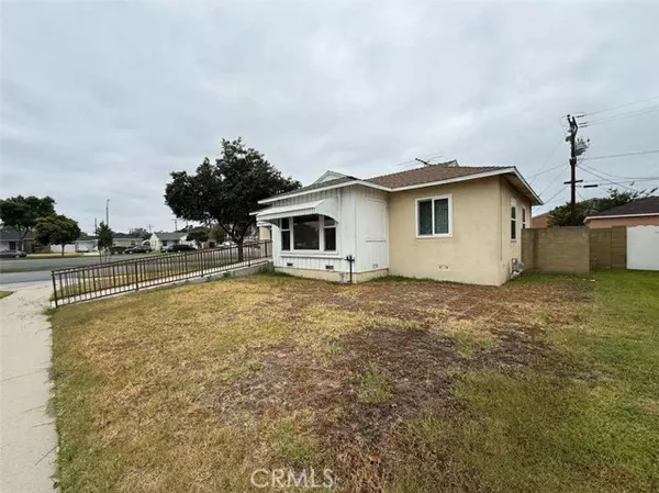 Lakewood, CA 90713,5672 Adenmoor AVE