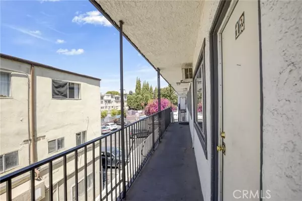 Los Angeles, CA 90065,3411 Drew ST