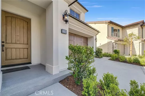 Irvine, CA 92602,236 Collino