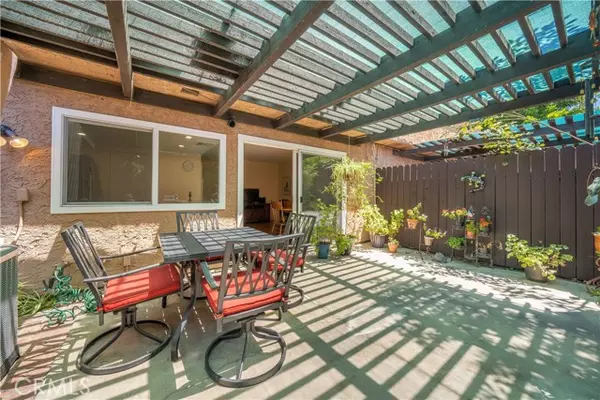 Winnetka, CA 91306,20122 Cohasset ST