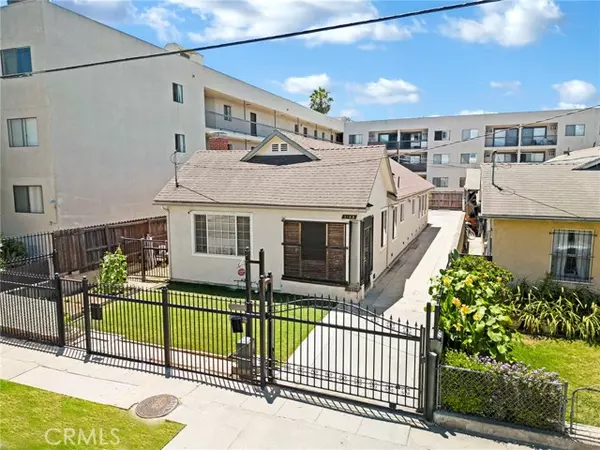3148 W 11th ST, Los Angeles, CA 90006