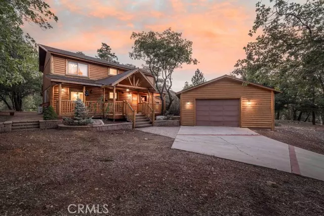 190 Yosemite DR, Big Bear City, CA 92314