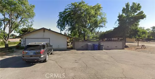 Clovis, CA 93611,827 N Armstrong AVE