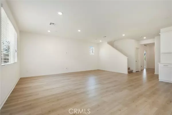 Corona, CA 92883,2288 Panama DR