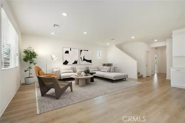 Corona, CA 92883,2288 Panama DR