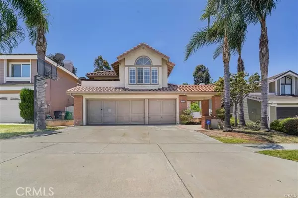 2230 Bloomfield LN, Corona, CA 92882