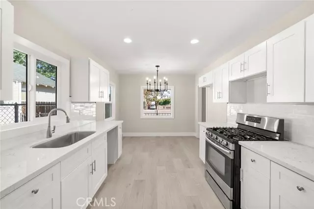 709 E 9th ST, Pomona, CA 91766