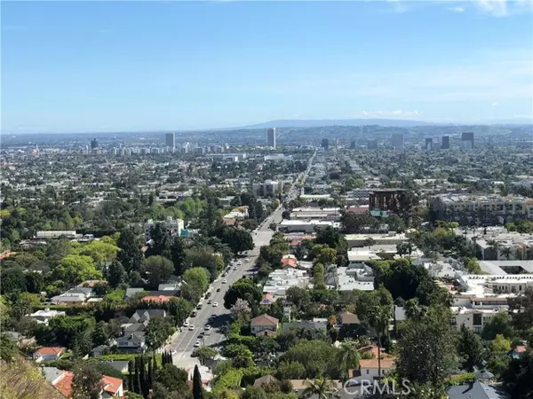 Los Angeles, CA 90046,7828 W Granito DR