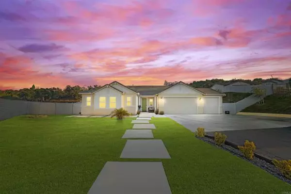 27983 Evergreen WAY, Valley Center, CA 92082