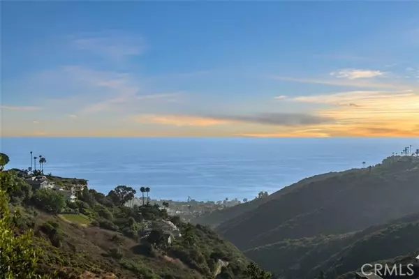 Laguna Beach, CA 92651,2516 Temple Hills DR