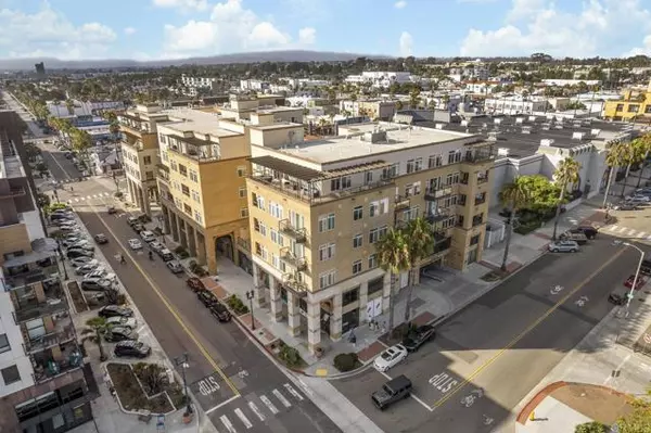 Oceanside, CA 92054,301 Mission AVE 509