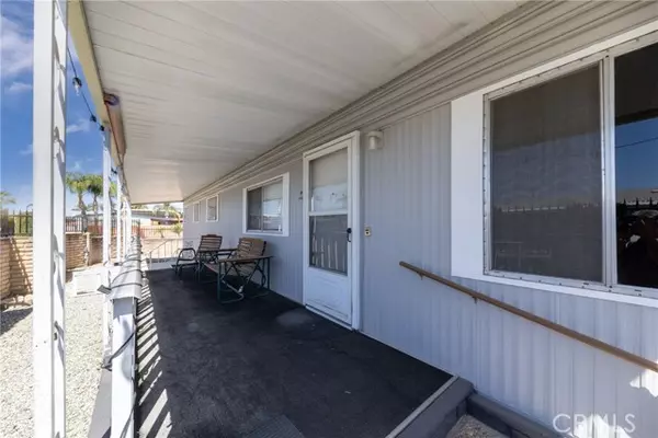 Hemet, CA 92544,880 N Lake ST 55
