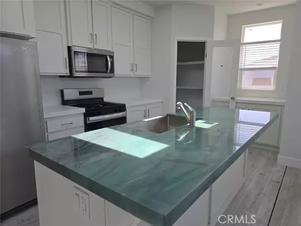 432 S Harbor BLD 101, Santa Ana, CA 92704