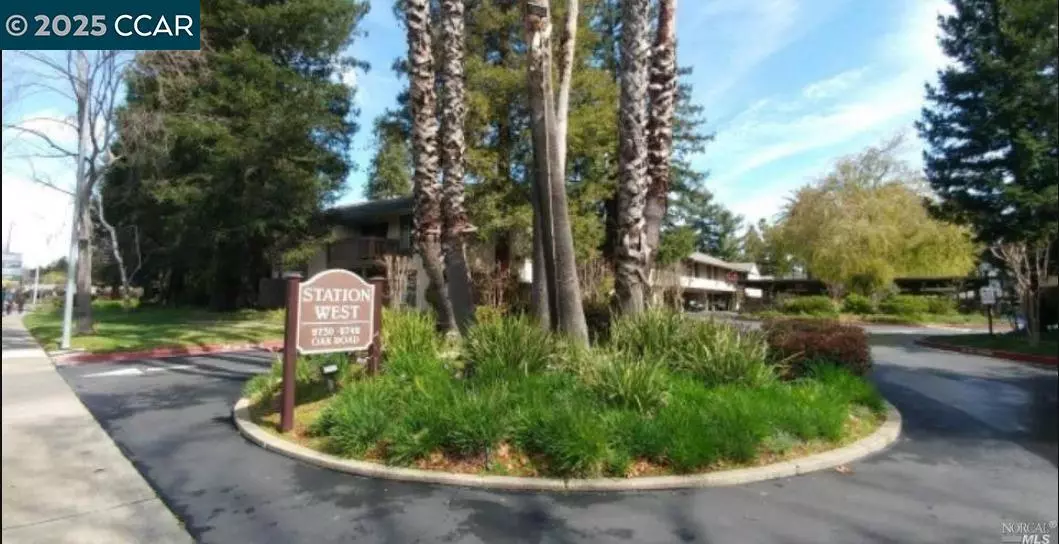 Walnut Creek, CA 94597,2742 Oak Rd 200