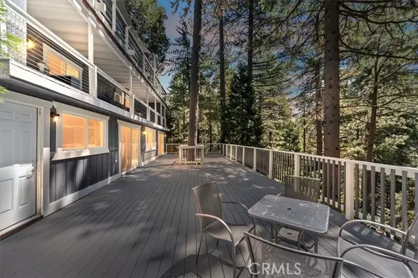 Twin Peaks, CA 92391,26625 Lake Forest DR