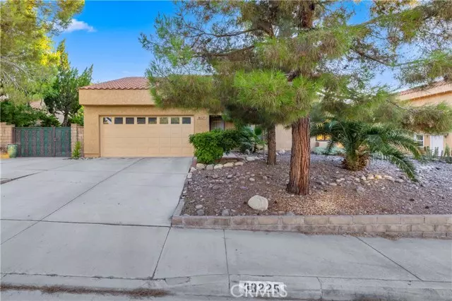 38225 6th ST, Palmdale, CA 93551