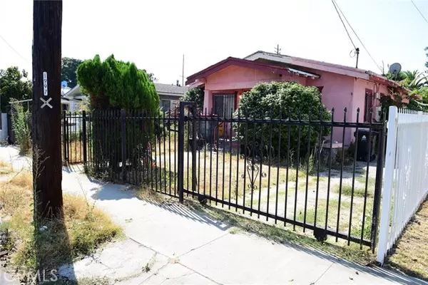 Los Angeles, CA 90037,142 W 58th ST