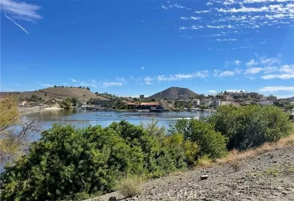 Canyon Lake, CA 92587,22672 Pin Tail DR