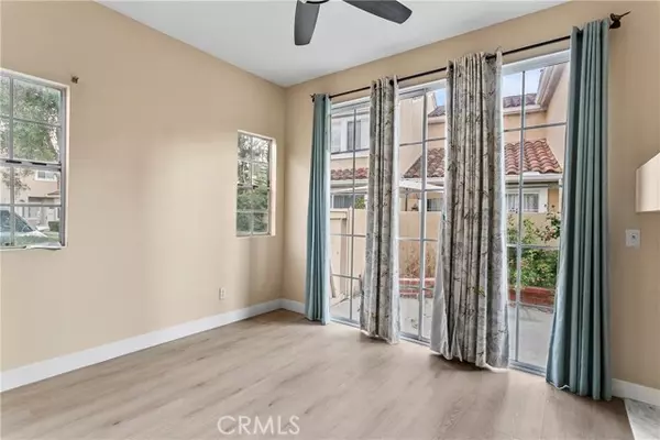 Tustin, CA 92782,2419 Mira Monte CT