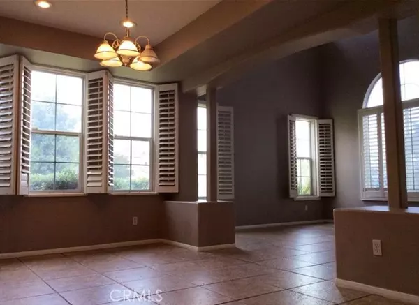 Redlands, CA 92374,43 Valencia LN