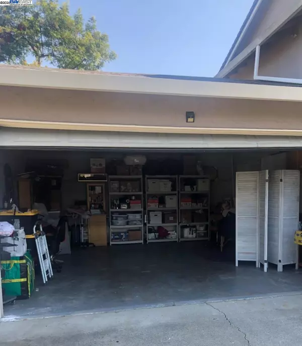 Union City, CA 94587,208 Appian WAY