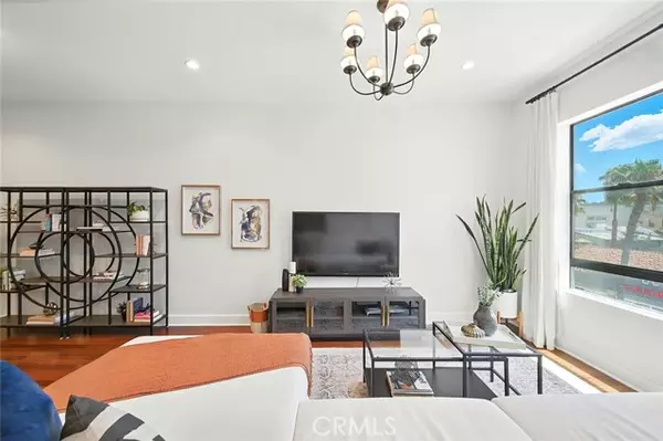 Long Beach, CA 90802,395 East 4th Street 39