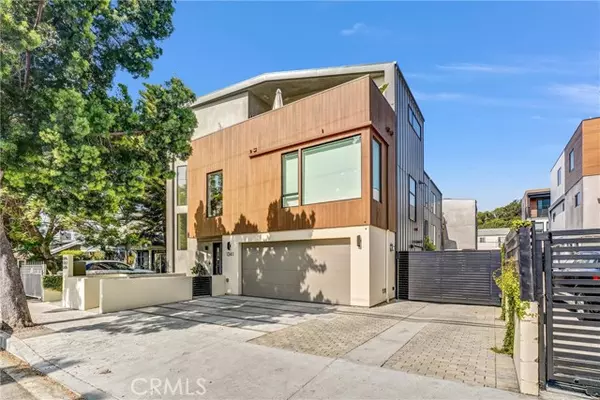 Los Angeles, CA 90028,1343 1/2 Seward ST