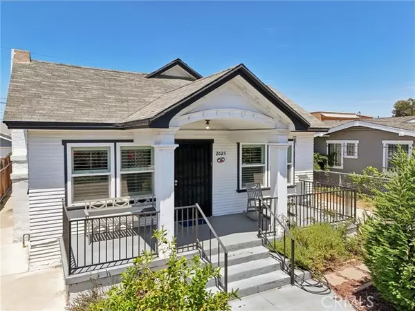 Los Angeles, CA 90062,2025 W Vernon AVE