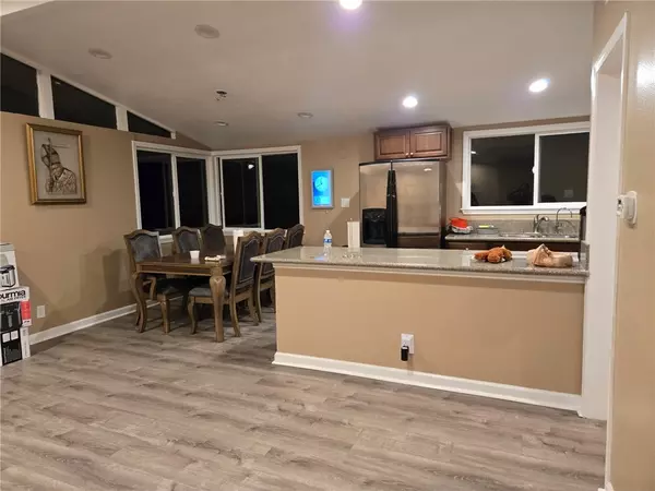 Orange, CA 92868,2234 W Palm AVE