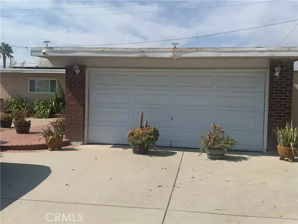 Covina, CA 91722,523 E Covina BLD
