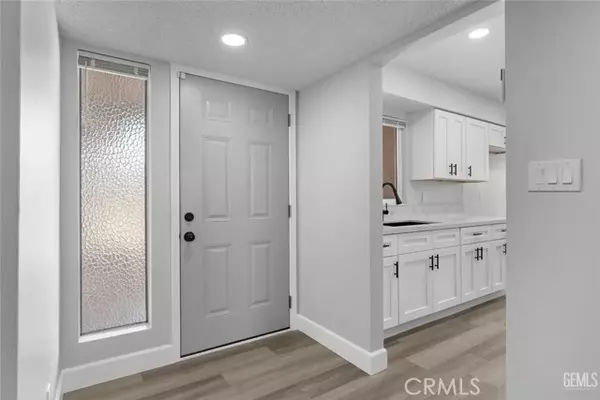 Bakersfield, CA 93309,4317 Keith WAY