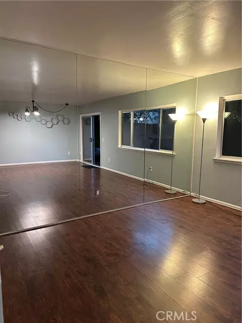Sylmar, CA 91342,13701 Hubbard ST 7