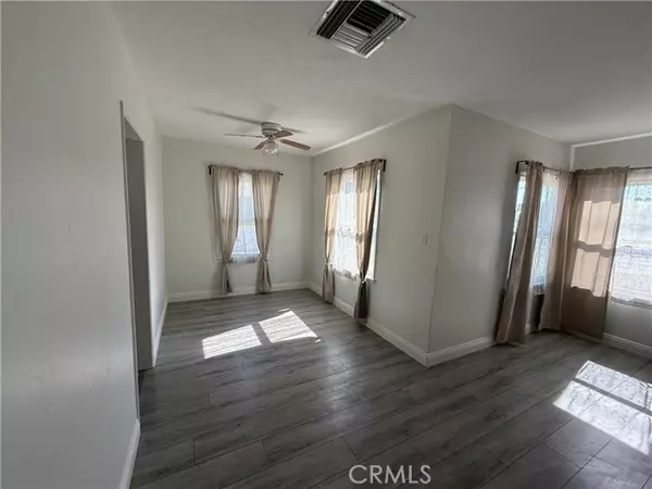 Redlands, CA 92373,10679 Mountain View AVE