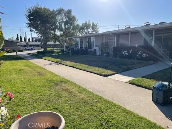 Seal Beach, CA 90740,13201 El Dorado DR 207-I