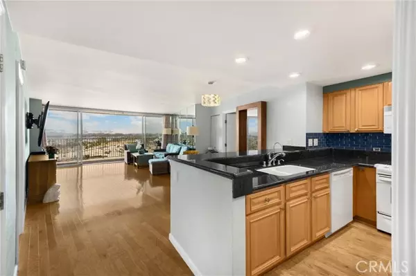 Long Beach, CA 90802,700 E Ocean BLD 1207