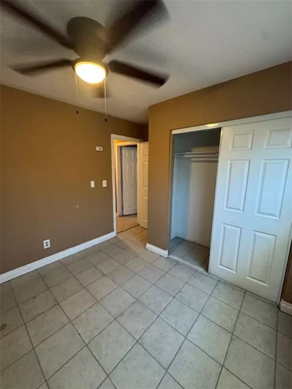 Lake Elsinore, CA 92530,16510 Lakeshore DR