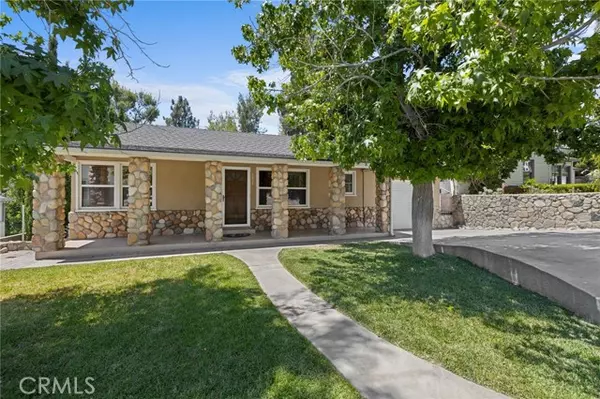 La Crescenta, CA 91214,3232 Brookhill St.