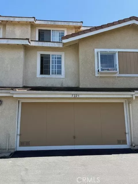 Oxnard, CA 93033,5225 Columbus PL