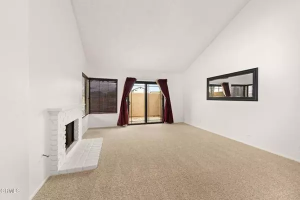 Oxnard, CA 93035,3601 Via Pacifica WALK