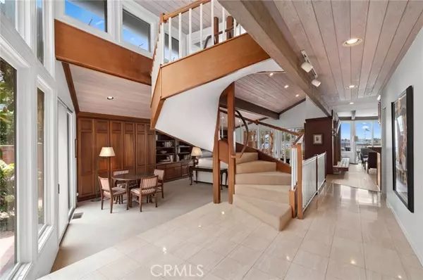 Corona Del Mar, CA 92660,107 Bayside PL