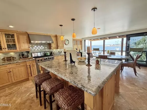 Oxnard, CA 93035,268 Sunset DR
