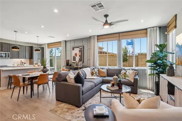 Fontana, CA 92336,6336 Moonfire LN