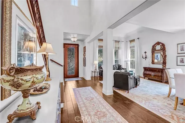 Saugus, CA 91390,21756 Redwood Canyon PL
