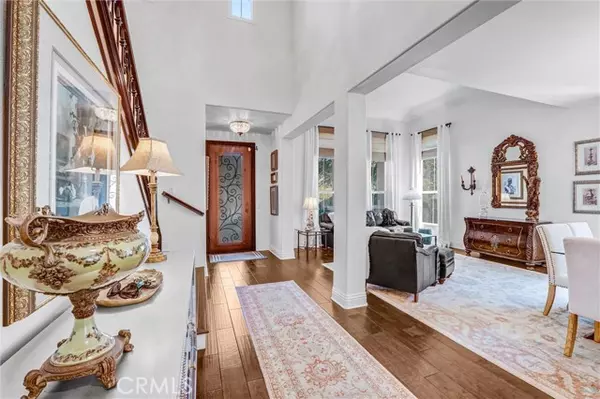 Saugus, CA 91390,21756 Redwood Canyon PL