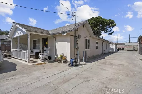 North Hollywood, CA 91605,8023 Troost AVE