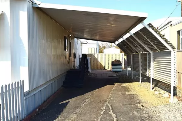 Yucca Valley, CA 92284,56254 29 Palms HWY 16